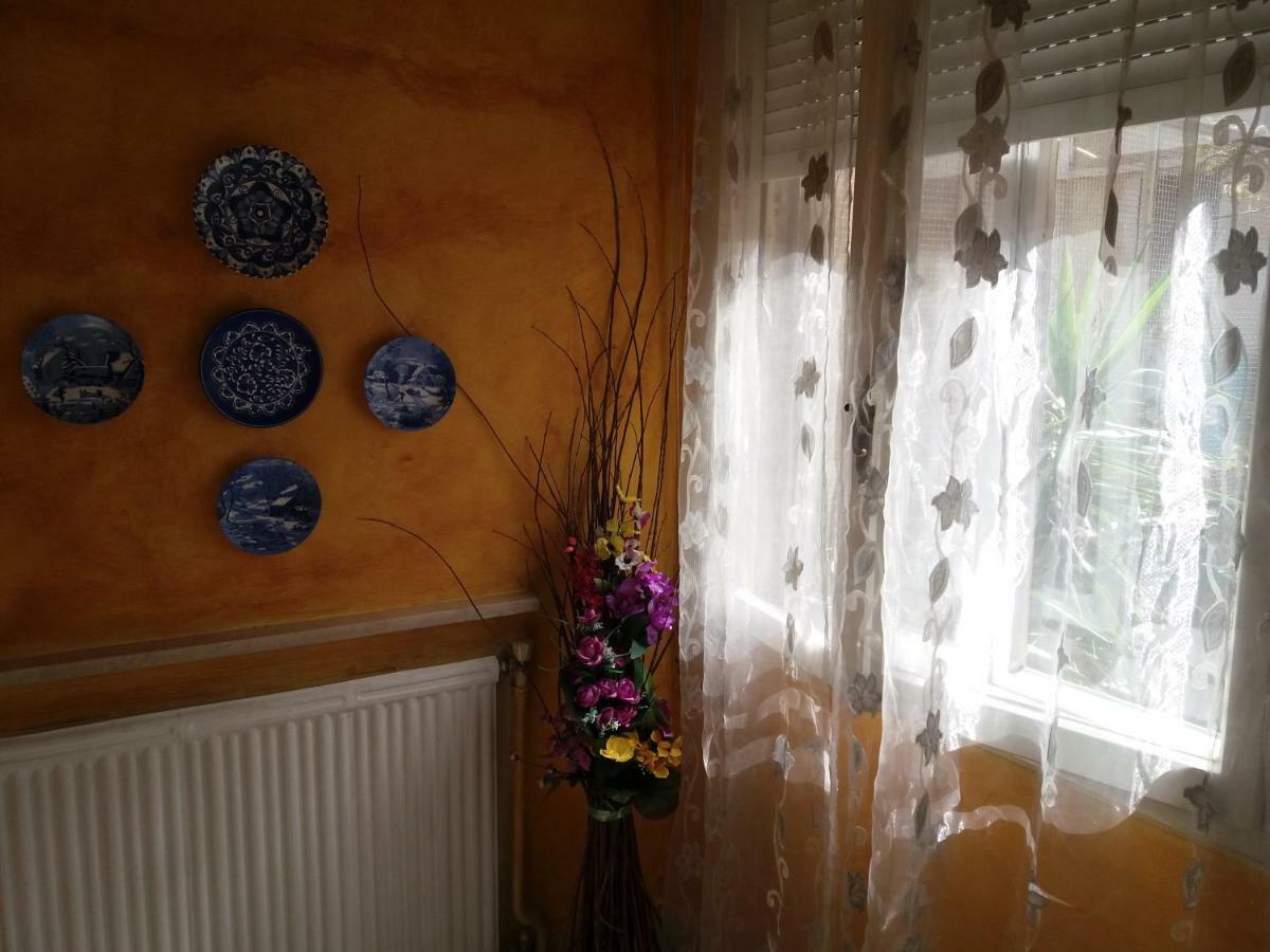 Bed and Breakfast Da Selly Мантуя Экстерьер фото